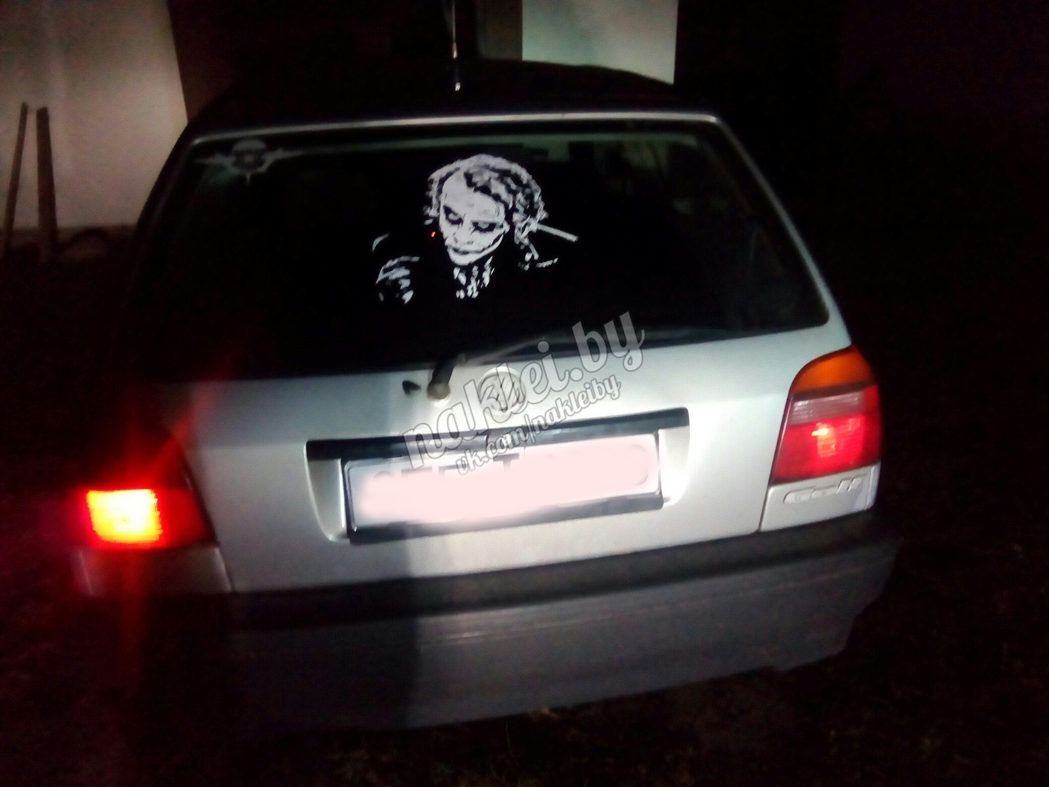 наклейки на авто минск