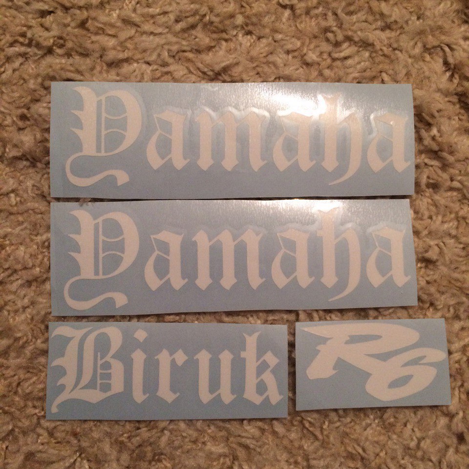 наклейки на мотоцикл yamaha в минске